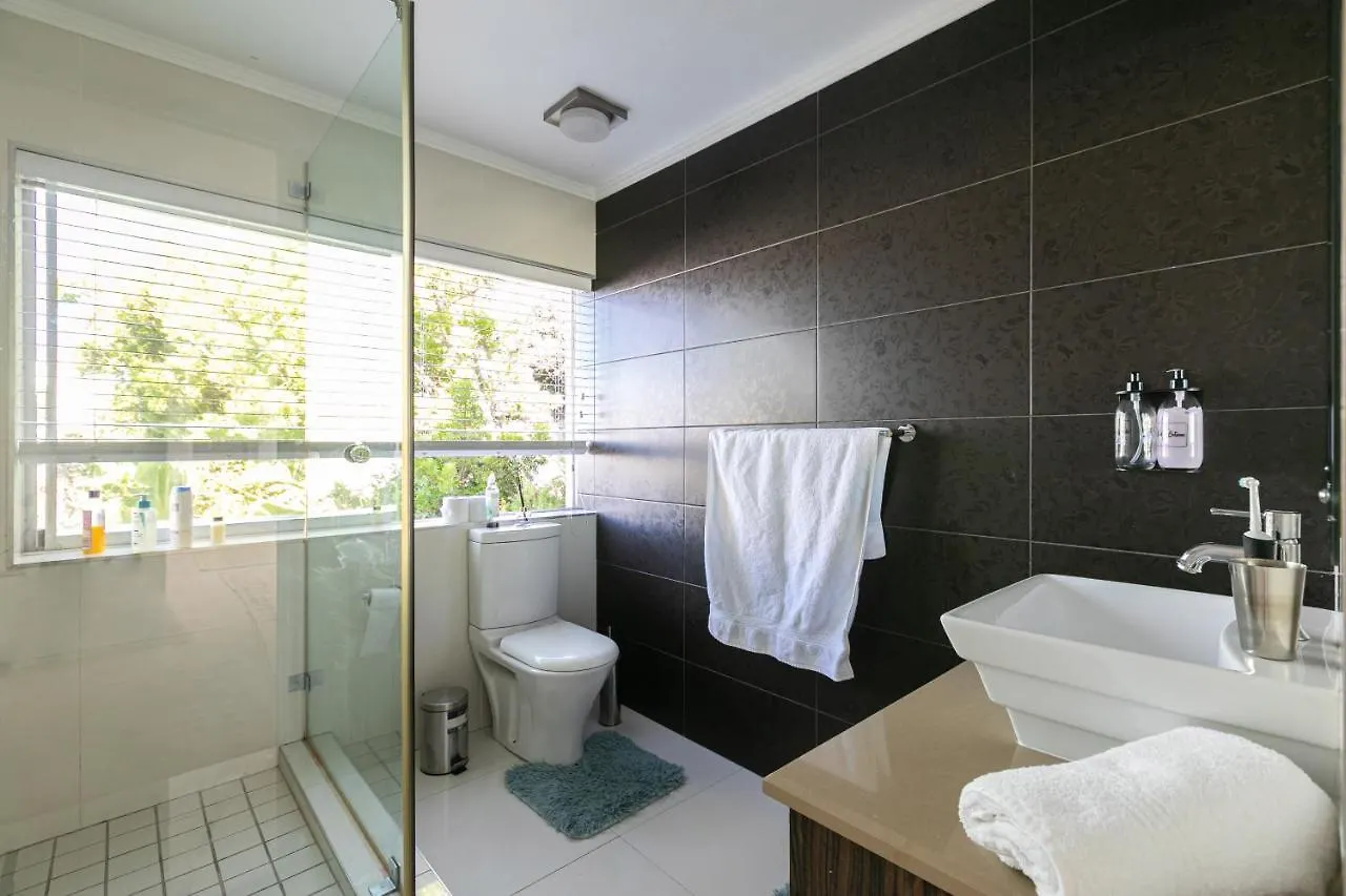 Bali And Eva Fresnaye. Luxurious 7 Bedroom Villa. Pool And Grand Patio Κέιπ Τάουν Βίλα